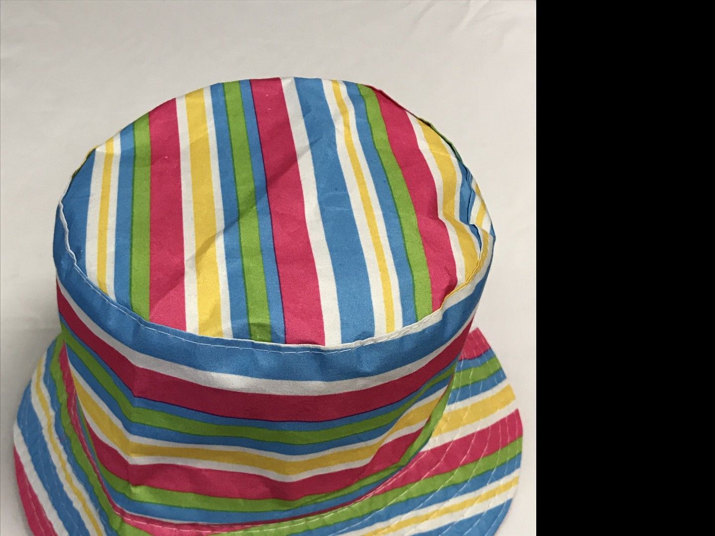 BRIGHTLY STRIPED REVERSIBLE BUCKET HAT AGES 12+
