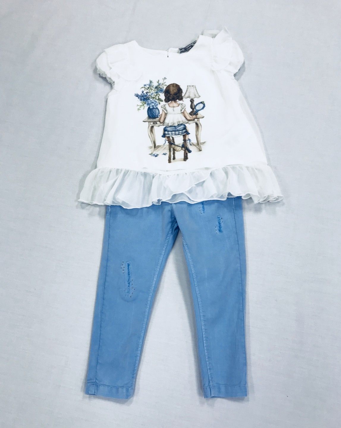 3187 WHITE BLOUSE AND LIGHT BLUE JEANS 2-PIECE SET. SIZES 2-5.