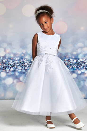 #20 Available in Regular and Plus Sizes